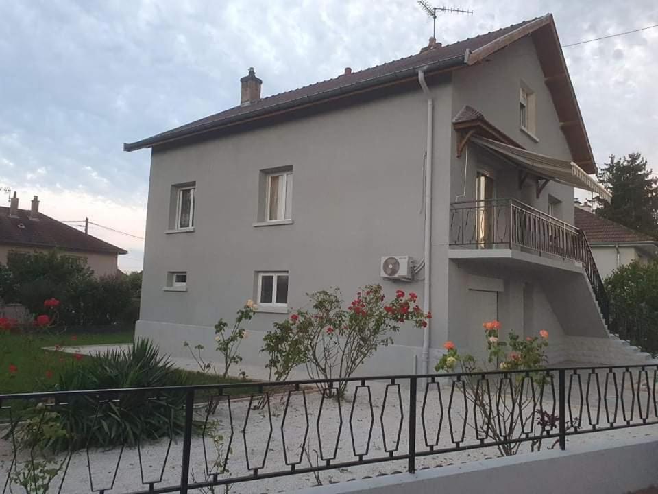 Apartament Famille House 101 Chalon-sur-Saône Zewnętrze zdjęcie
